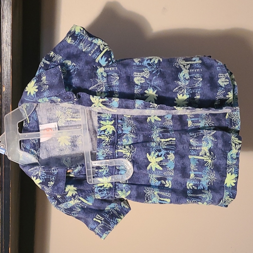 Kids clothing